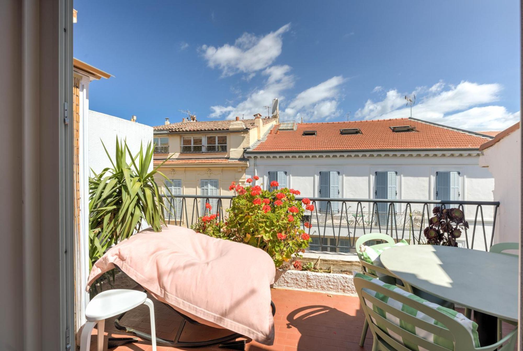 Appartement Alma Florian 4 People With Terrace *