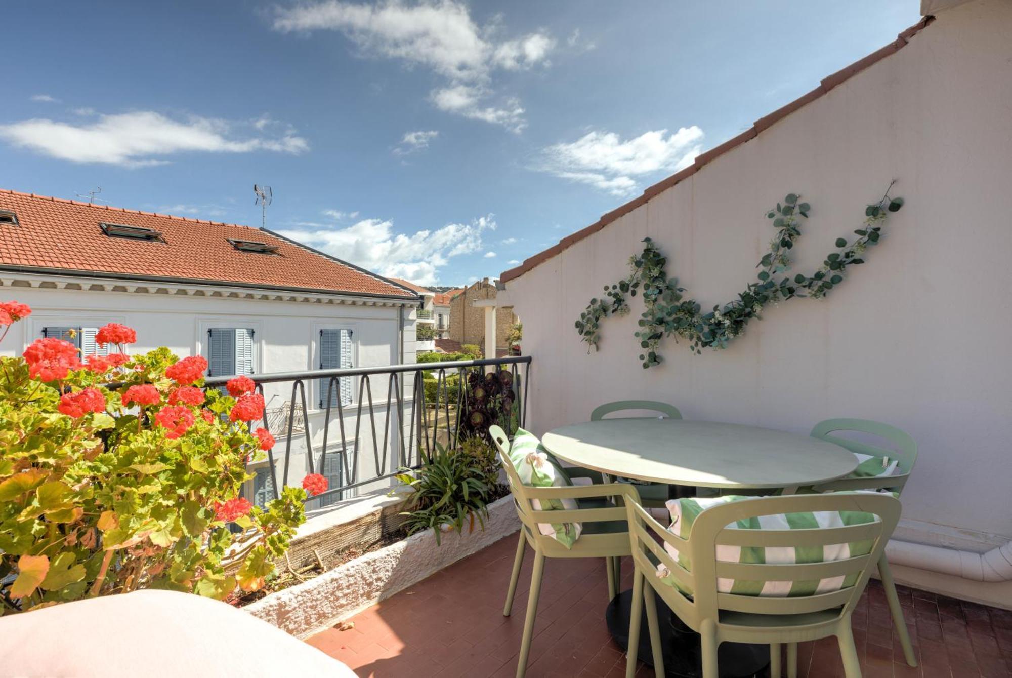 Appartement Alma Florian 4 People With Terrace