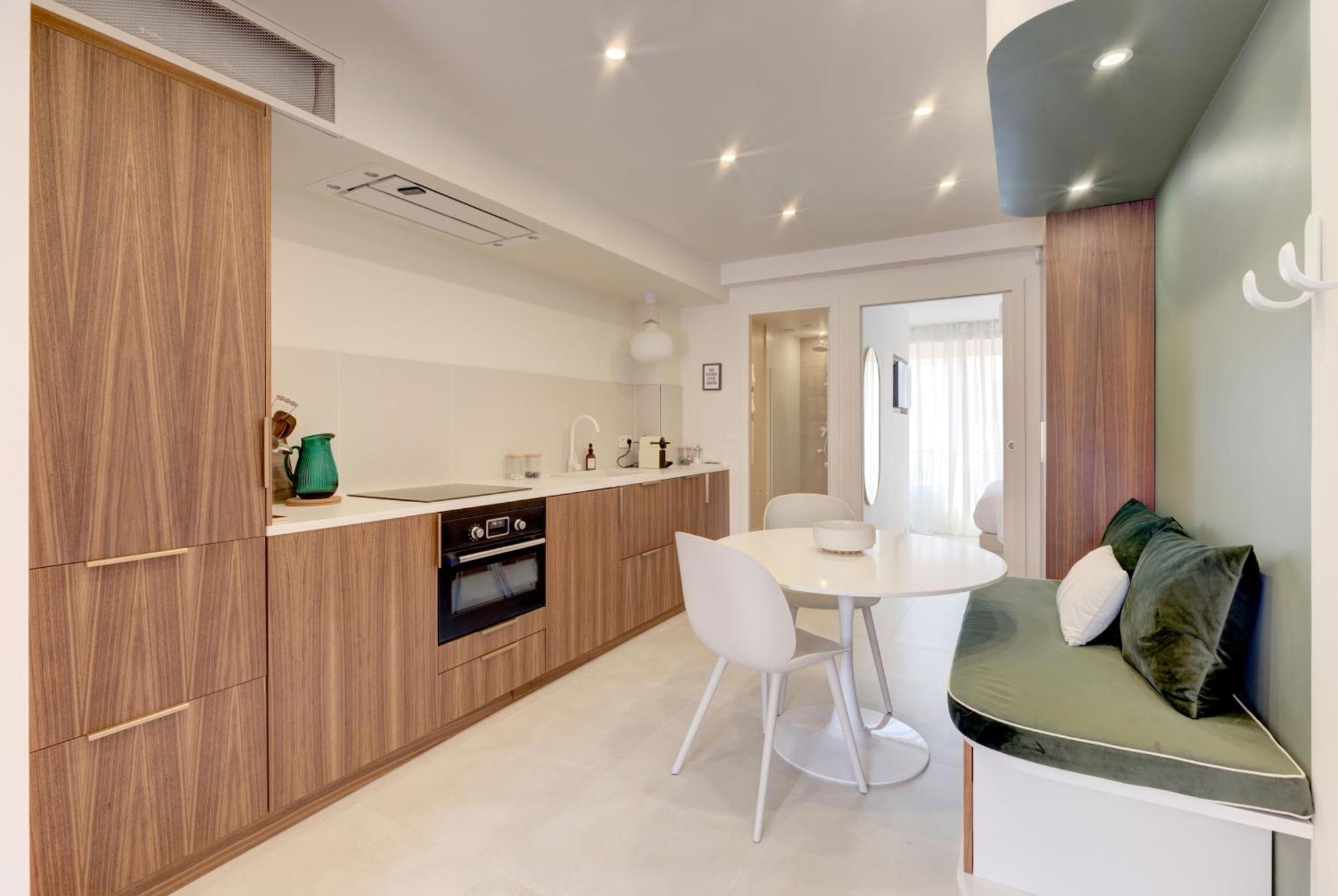 Apartment Alma Florian 4 People With Terrace Cannes